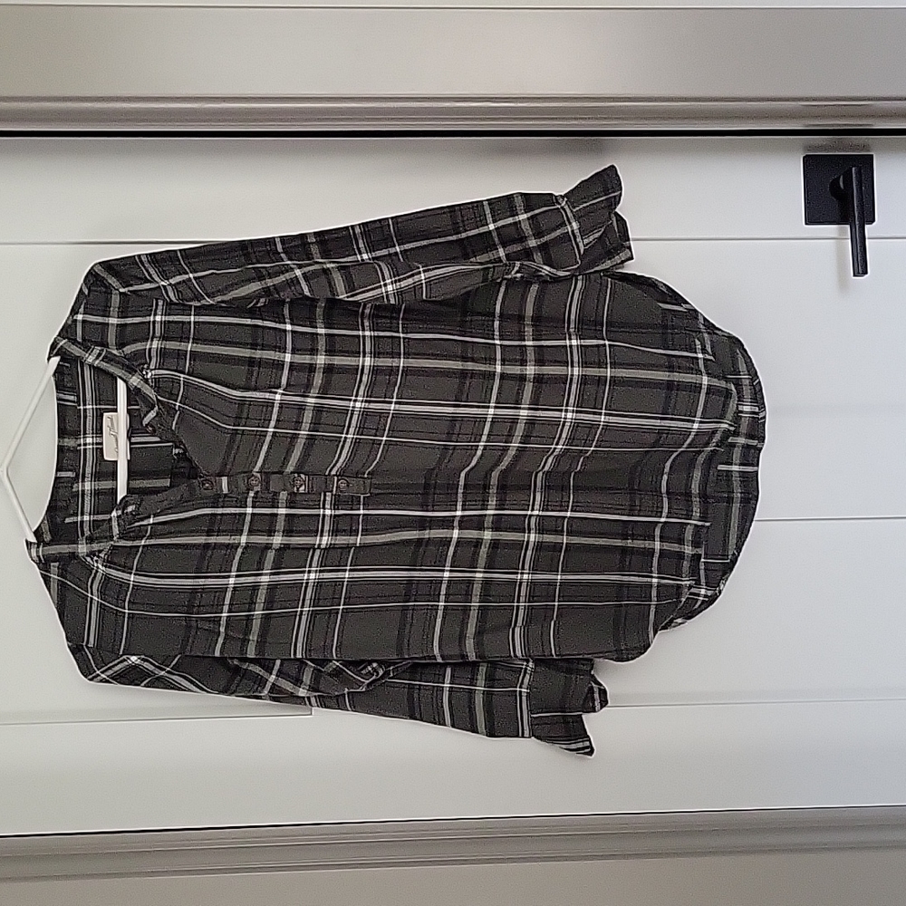 Universal Thread L/S flannel shirt